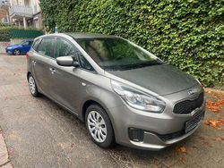 Grau Gebraucht 2014 Kia Carens Van / Kleinbus | 5.999 € (Fairer Preis)