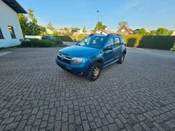 Blau Gebraucht 2011 Dacia Duster Lauréate SUV | 3.600 € (Fairer Preis)