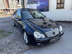 Blau Gebraucht 2005 Mercedes C230 Sport Edition Coupé | 1.950 € (Superpreis)