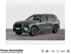 Grau Gebraucht 2024 BMW X7 M Sport SUV | 90.995 € (Fairer Preis)
