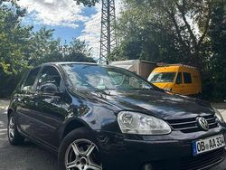 Gebraucht 2004 VW Golf V Limousine | 1.800 € (Guter Preis)