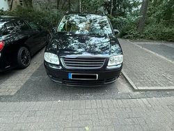Schwarz Gebraucht 2005 VW Touran Highline Van / Kleinbus | 5.500 €
