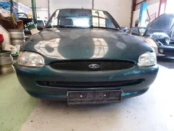 Grün Gebraucht 1997 Ford Escort Limousine | 1.500 € (Etwas zu teuer)