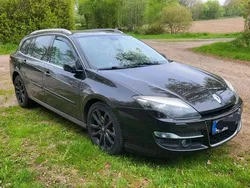 Schwarz Gebraucht 2013 Renault Laguna III Kombi | 5.200 € (Fairer Preis)