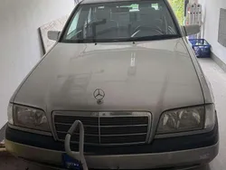 Gebraucht 1998 Mercedes C220 Elegance Limousine | 2.599 € (Superpreis)