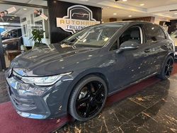 Grau Gebraucht 2024 VW Golf VIII Goal Limousine | 27.950 € (Superpreis)