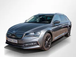 Graphitegrau Gebraucht 2022 Skoda Superb Style Kombi | 29.750 € (Fairer Preis)