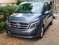 Grau Gebraucht 2017 Mercedes V220 Edition Van / Kleinbus | 37.300 € (Superpreis)
