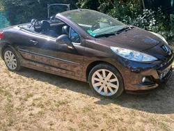Braun Gebraucht 2014 Peugeot 207 CC Cabrio | 2.650 € (Superpreis)