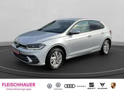 Silber Gebraucht 2024 VW Polo Style Kleinwagen | 21.890 € (Fairer Preis)