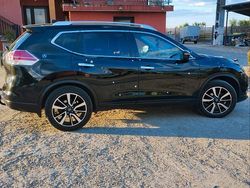 Schwarz Gebraucht 2017 Nissan X-Trail SUV | 12.500 €
