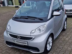 Cool silver metallic Gebraucht 2015 Smart ForTwo Coupé Kleinwagen | 10.000 € (Fairer Preis)