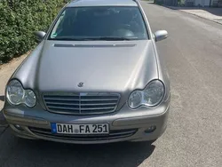 Gebraucht 2005 Mercedes C220 Avantgarde Kombi | 1.500 € (Superpreis)