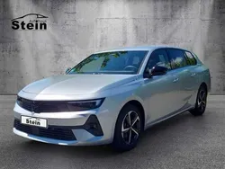 Kristall silber (metallic) Gebraucht 2024 Opel Astra Kombi | 23.990 € (Guter Preis)