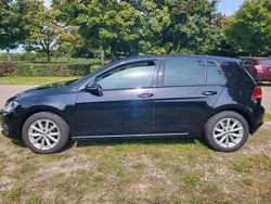 Schwarz Gebraucht 2016 VW Golf VII LOUNGE Limousine | 10.500 € (Fairer Preis)