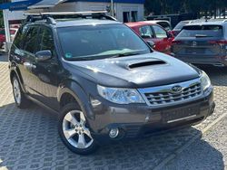 Grau Gebraucht 2012 Subaru Forester Comfort SUV | 4.990 € (Fairer Preis)