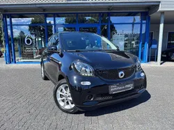 Schwarz Gebraucht 2016 Smart ForFour Passion Limousine | 7.790 € (Etwas zu teuer)