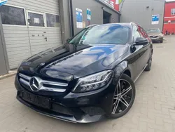 Schwarz Gebraucht 2020 Mercedes C300e Kombi | 18.300 € (Superpreis)