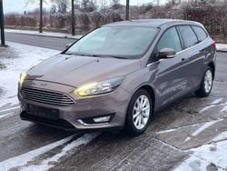 Braun Gebraucht 2015 Ford Focus Titanium Kombi | 5.999 € (Guter Preis)