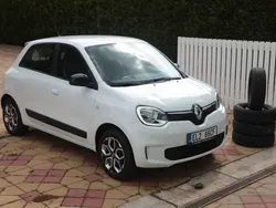 Weiß Gebraucht 2022 Renault Twingo Zen Kleinwagen | 14.699 € (Etwas zu teuer)