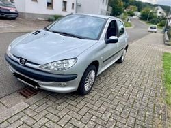 Silber Gebraucht 2003 Peugeot 206 Kleinwagen | 3.799 € (Teuer)