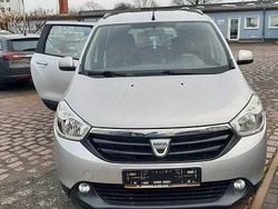 Silber Gebraucht 2012 Dacia Lodgy Essentiel Van / Kleinbus | 6.200 € (Teuer)