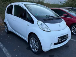 Weiß Gebraucht 2012 Peugeot iON Kleinwagen | 1.990 €