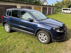 Blau Gebraucht 2015 VW Tiguan Trendline SUV | 12.100 € (Guter Preis)