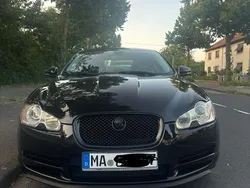 Schwarz Gebraucht 2010 Jaguar XF Luxury Limousine | 8.200 € (Etwas zu teuer)