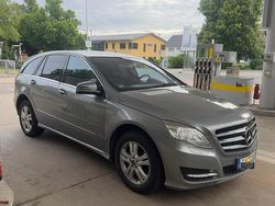 Grau Gebraucht 2010 Mercedes R350 Van / Kleinbus | 12.500 € (Fairer Preis)