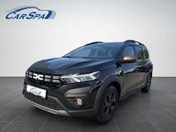 Perlmuttschwarz Gebraucht 2024 Dacia Jogger Extreme Van / Kleinbus | 25.990 € (Fairer Preis)