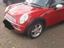 Rot Gebraucht 2002 Mini Cooper Kleinwagen | 850 €