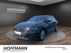 Grau Gebraucht 2024 Audi A3 Sportback S-Line Limousine | 43.990 € (Etwas zu teuer)