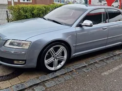 Silber Gebraucht 2009 Audi A8 Ambiente Limousine | 14.890 €