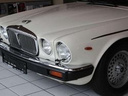 Beige Gebraucht 1987 Jaguar XJ12 Limousine | 23.500 €