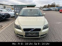 Grün Gebraucht 2004 Volvo S40 Momentum Limousine | 1.700 € (Superpreis)