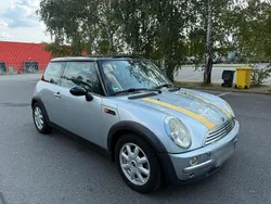 Silber Gebraucht 2004 Mini Cooper Kleinwagen | 1.290 €