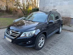 Schwarz Gebraucht 2009 VW Tiguan SUV | 8.900 € (Guter Preis)
