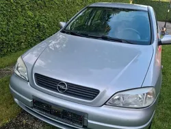 Silber Gebraucht 1999 Opel Astra Limousine | 2.000 € (Teuer)