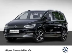 Schwarz Gebraucht 2022 VW Touran Highline Van / Kleinbus | 30.915 € (Guter Preis)