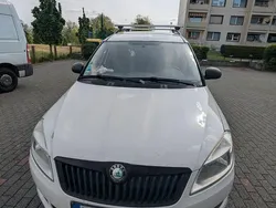 Weiß Gebraucht 2010 Skoda Roomster | 4.000 €