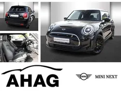 Midnight black metallic Gebraucht 2022 Mini Cooper SE Classic Kleinwagen | 17.990 € (Fairer Preis)