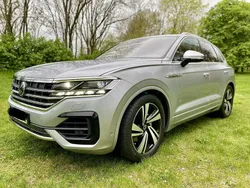 Silber Gebraucht 2018 VW Touareg SUV | 38.200 € (Fairer Preis)