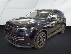 Schwarz Gebraucht 2024 VW Tiguan Elegance SUV | 38.460 € (Superpreis)