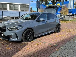 Grau Gebraucht 2020 BMW 118 M Sport Kleinwagen | 21.000 € (Fairer Preis)