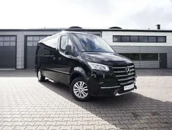 Schwarz Neu 2024 Mercedes Sprinter Van | 119.000 €