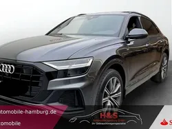Daytonagrau perleffekt Gebraucht 2019 Audi Q8 S-Line SUV | 50.900 € (Guter Preis)