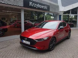 Soul red crystal m Gebraucht 2024 Mazda 3 Limousine | 25.489 € (Superpreis)