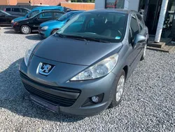 Grau Gebraucht 2011 Peugeot 207 Kleinwagen | 3.999 € (Fairer Preis)