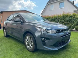 Grau Gebraucht 2021 Kia Rio Vision Limousine | 15.650 € (Fairer Preis)